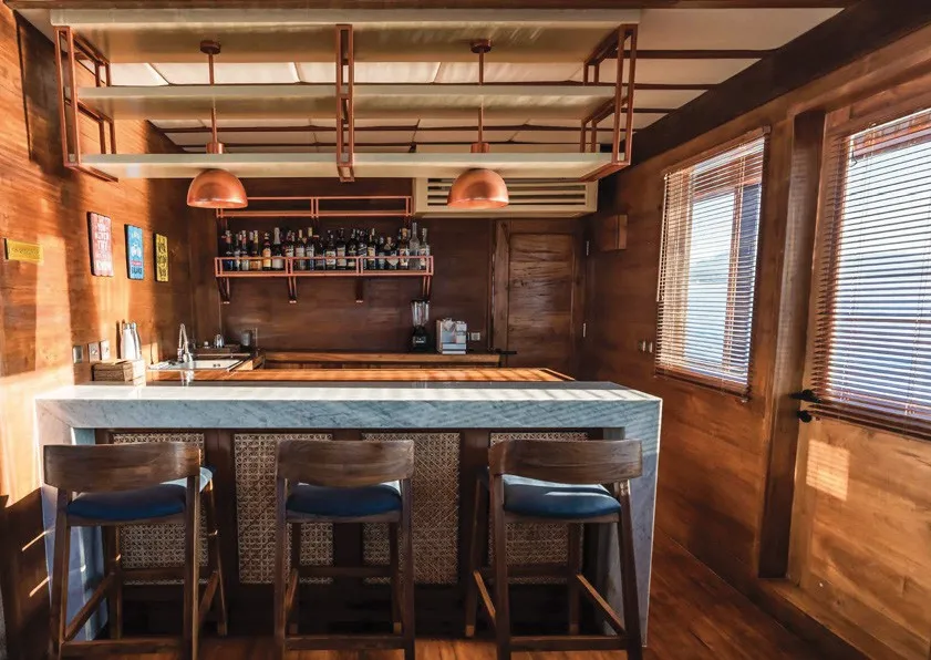 The Maj Oceanic - Luxury Phinisi Komodo Charter 2026